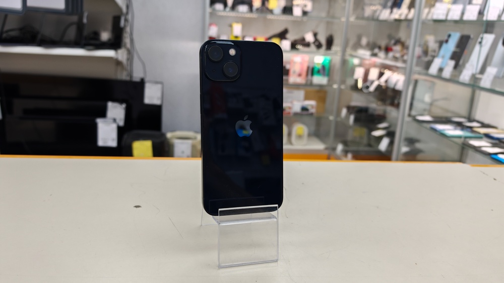 Смартфон Apple iPhone 13 128Gb
