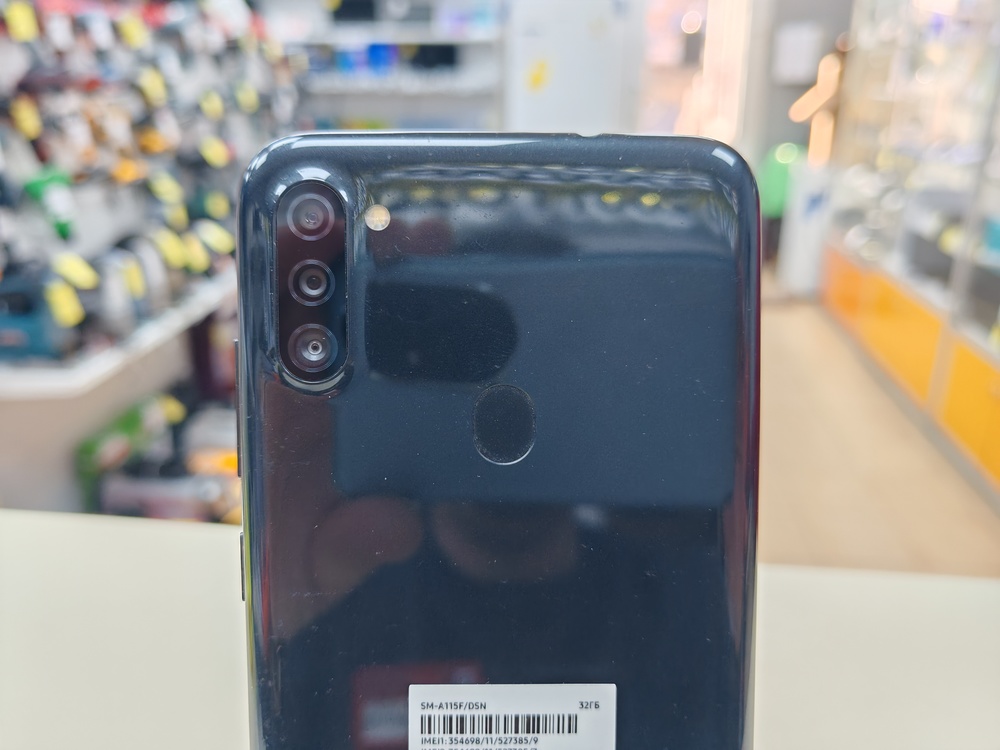 Смартфон Samsung Galaxy A11 2/32