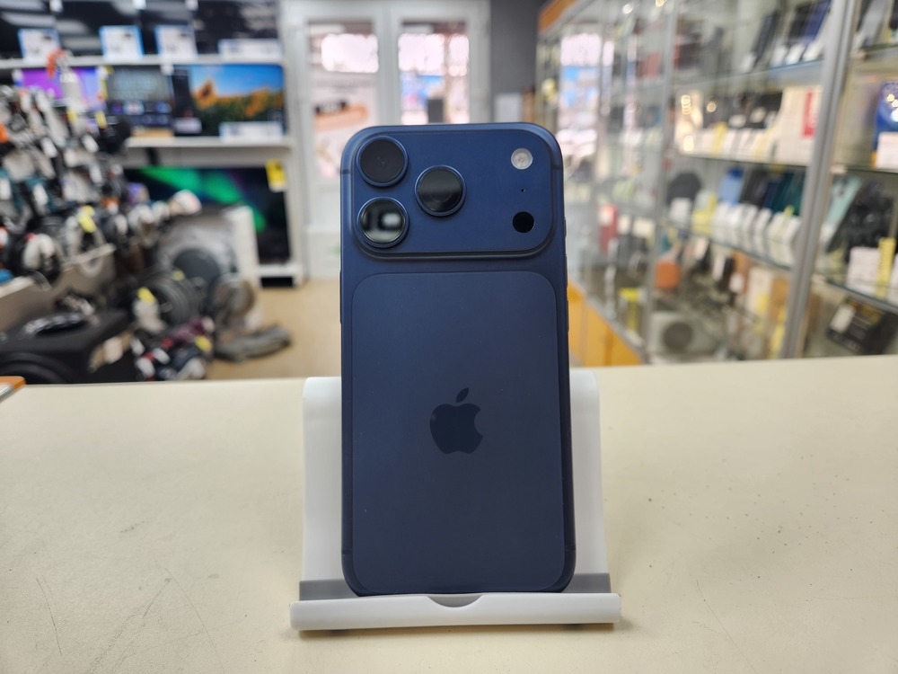 Смартфон Apple Iphone 17 Pro 256Gb
