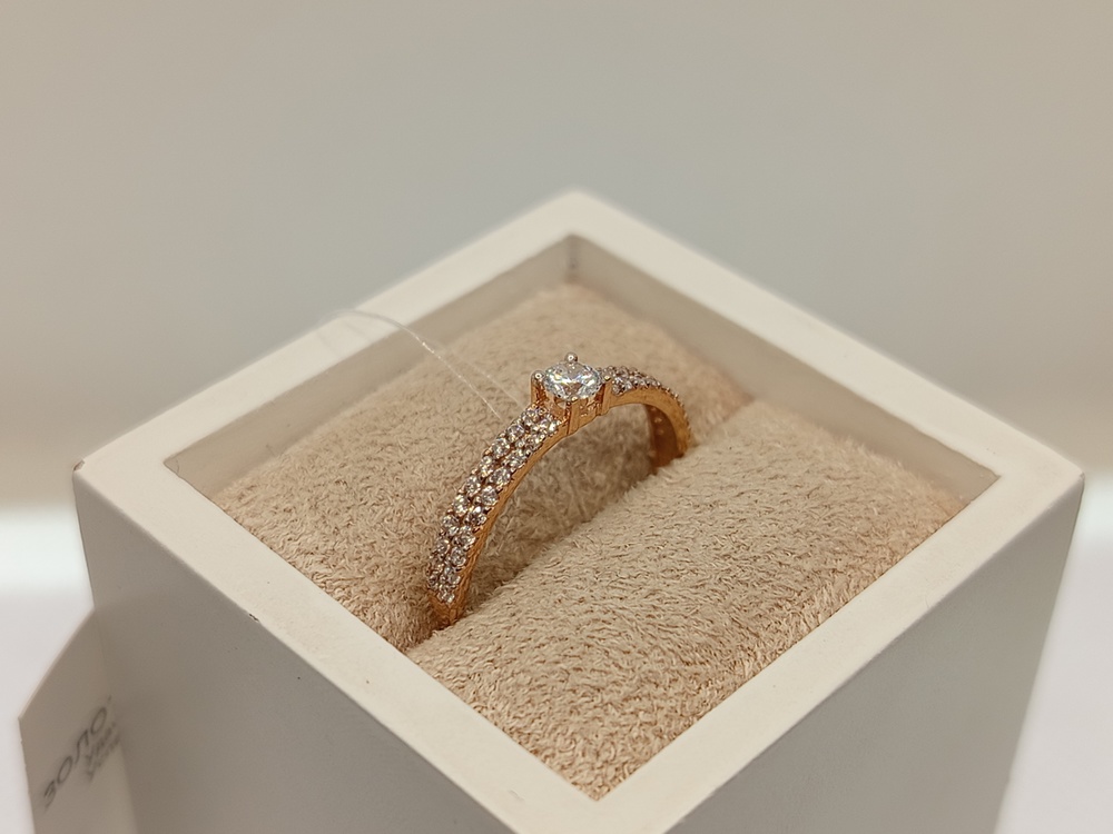 КОЛЬЦО С КАМНЯМИ (Au 585)