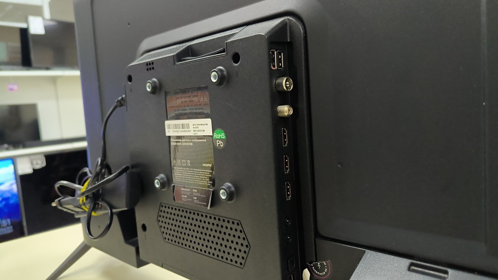 LED Телевизор SBER SDX-32H2010B