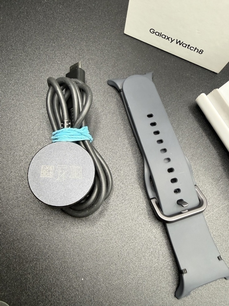 Смарт-часы Samsung Galaxy Watch 8 40mm LTE