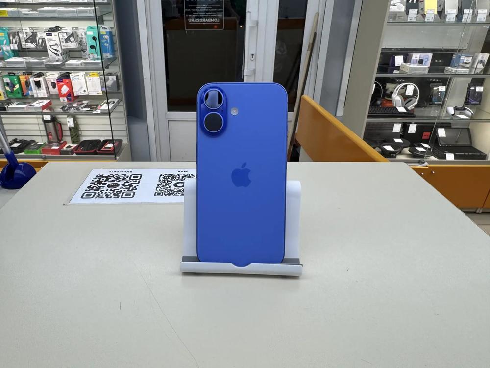 Смартфон Apple Iphone 16 256Gb