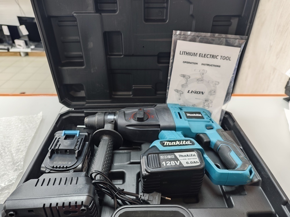 Перфоратор Makita 128V