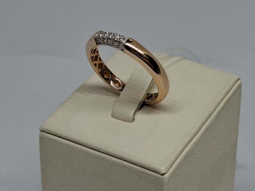 КОЛЬЦО С КАМНЯМИ (Au 585)