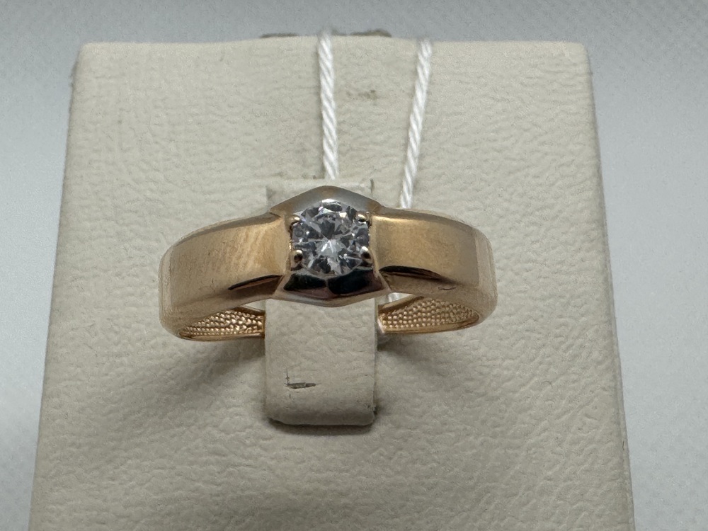 КОЛКМ585 КОЛЬЦО С КАМНЕМ (Au 585)