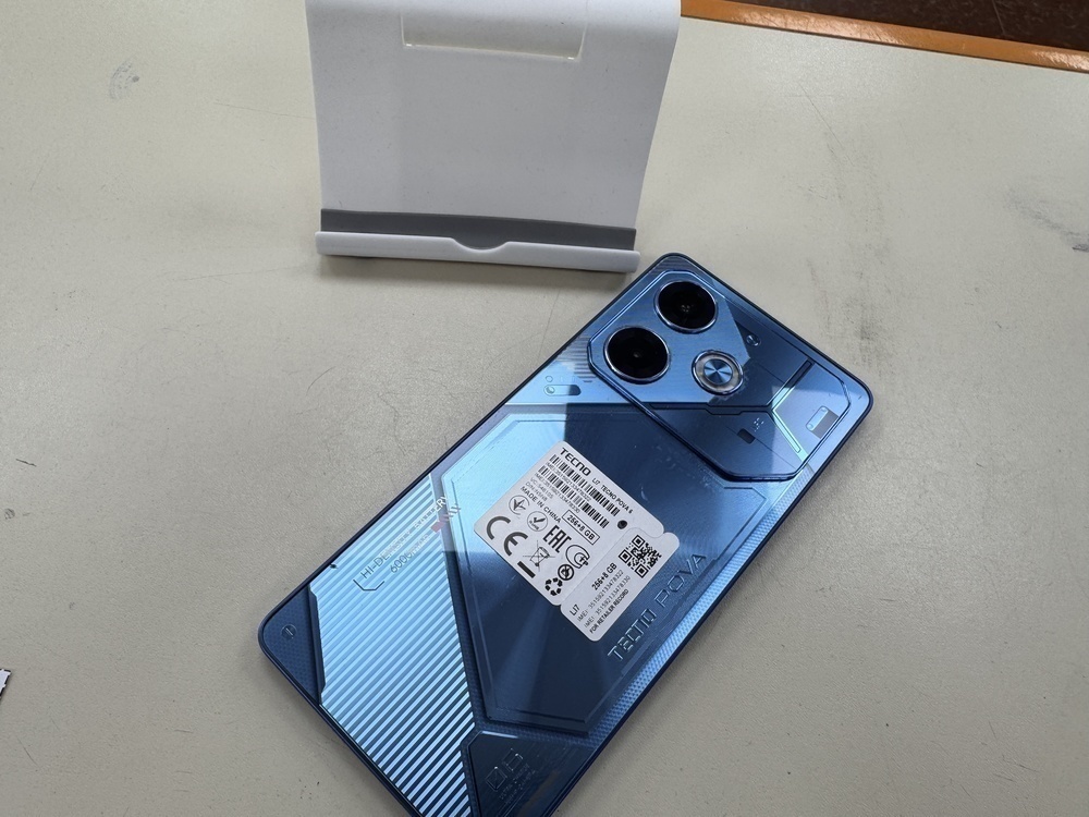 Смартфон Tecno Pova 6 8/256