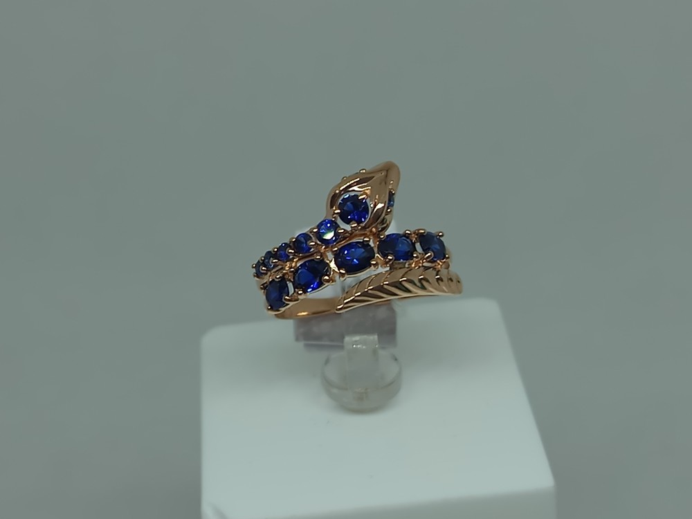 КОЛЬЦО С КАМНЯМИ (Au 585)