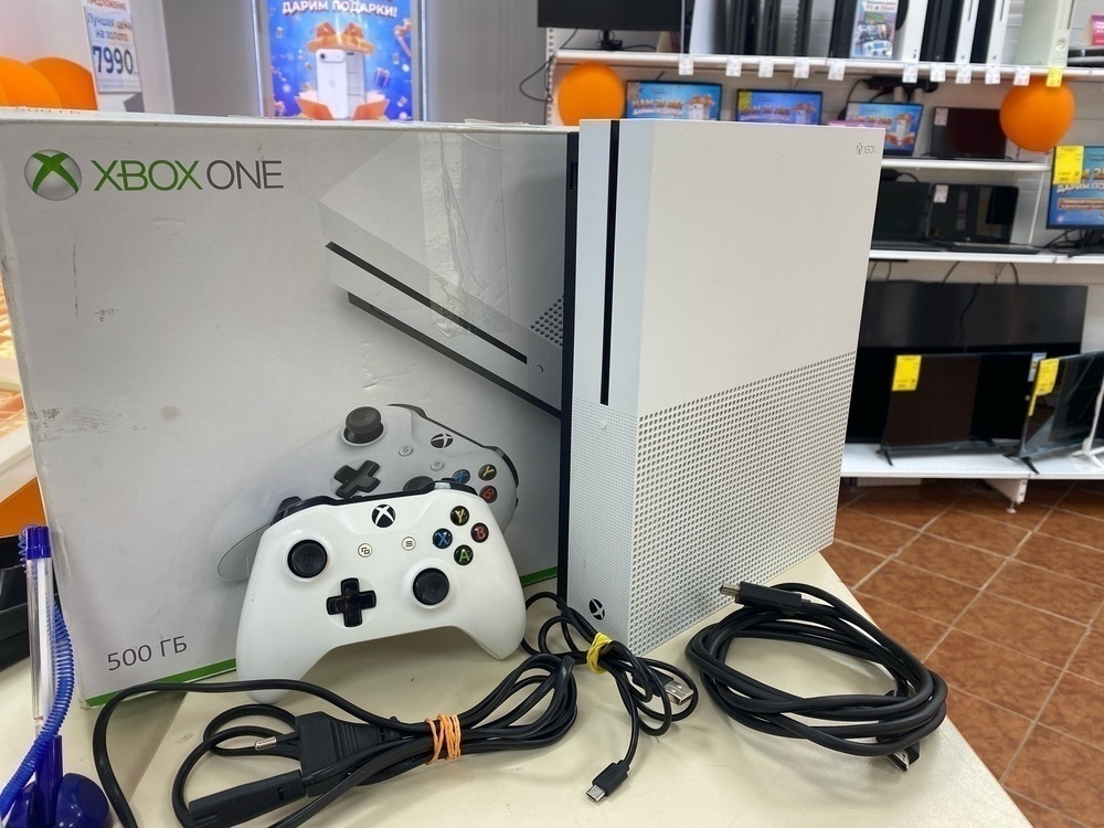 Игровая приставка Xbox One S 500Gb