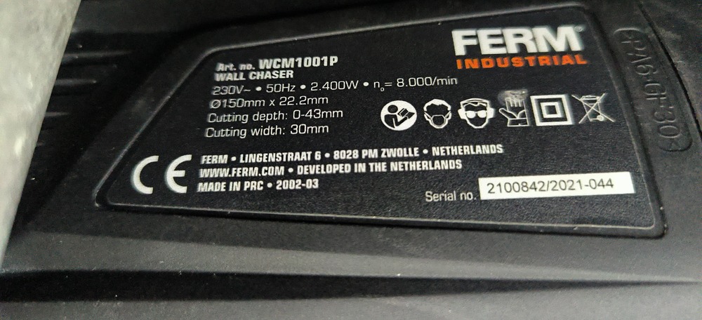 Штроборез Ferm WCM1001P