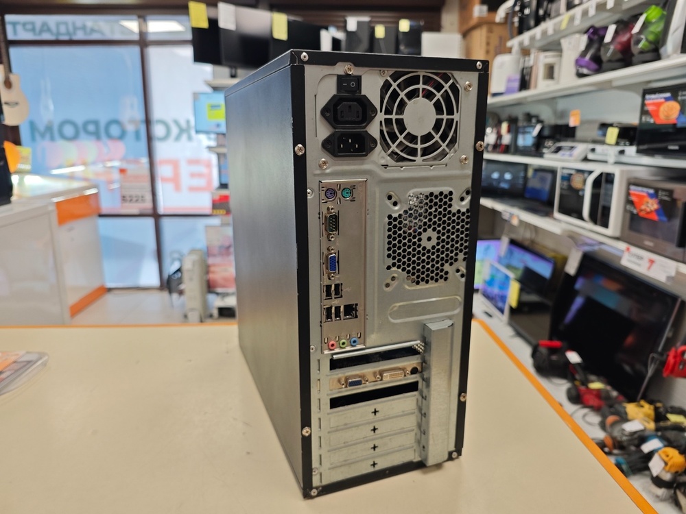 Системный блок Digital Dream Utopia; Athlon II X3 400e, Radeon HD 6570, 4 Гб, 120 Гб, 1 Tb