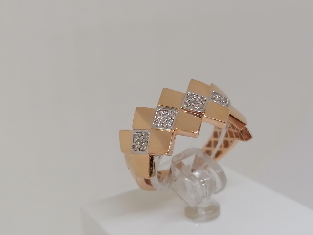 КОЛЬЦО С КАМНЯМИ (Au 585)