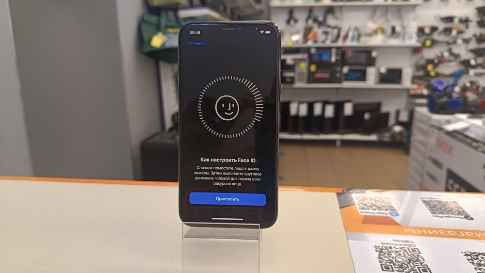 Смартфон Apple iPhone X 64Gb