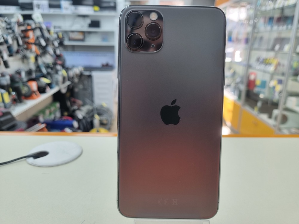 Смартфон Apple iPhone 11 Pro Max 64Gb