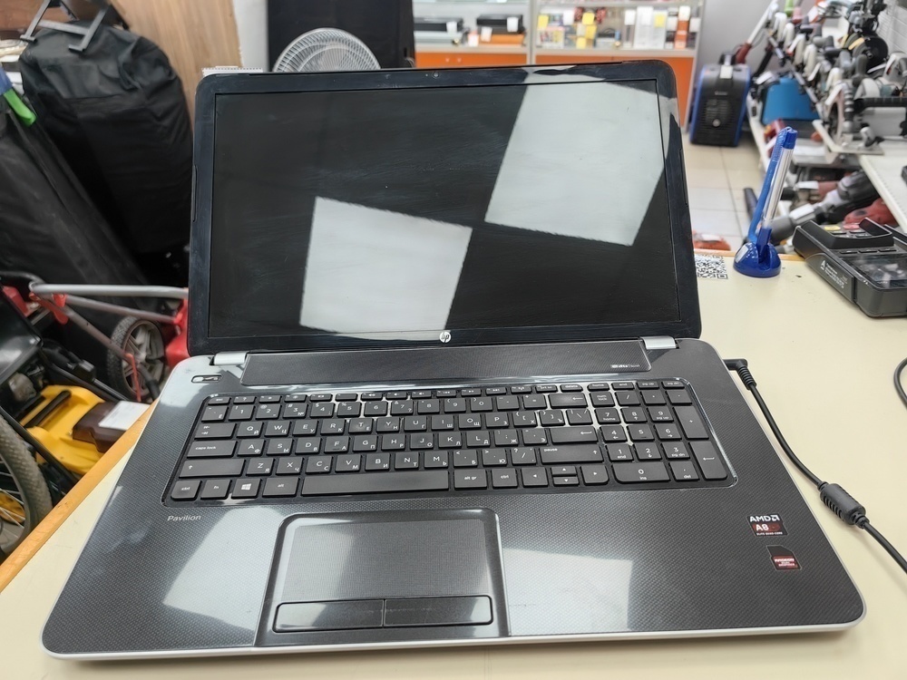 Ноутбук HP; Core i3-1005G1, Intel UHD Graphics, 8 Гб, 500 Гб, Нет