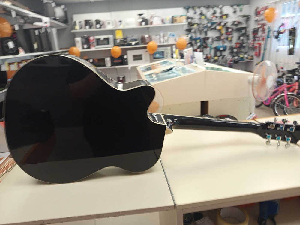 Гитара акустическая Elitaro E4040 Wave