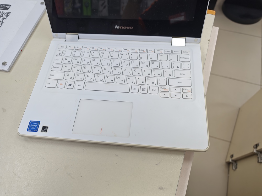 Ноутбук Lenovo; Celeron N3050, Нет, 2 Гб, 32 Гб, Нет