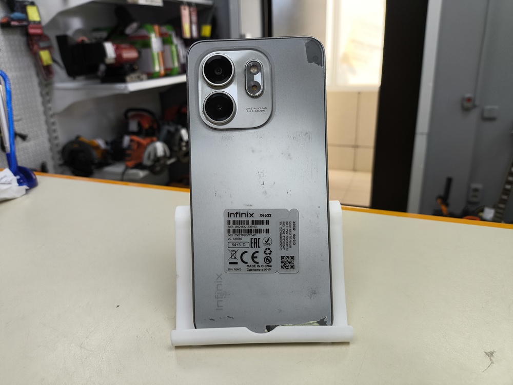 Смартфон Infinix Smart 9 3/64