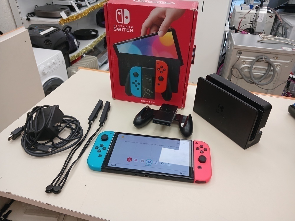 Игровая приставка Nintendo Switch Oled