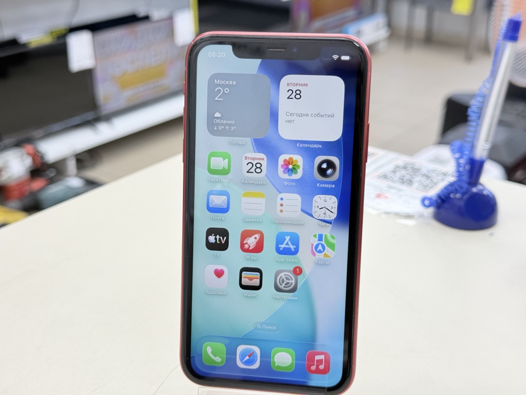 Смартфон Apple iPhone 11 64Gb