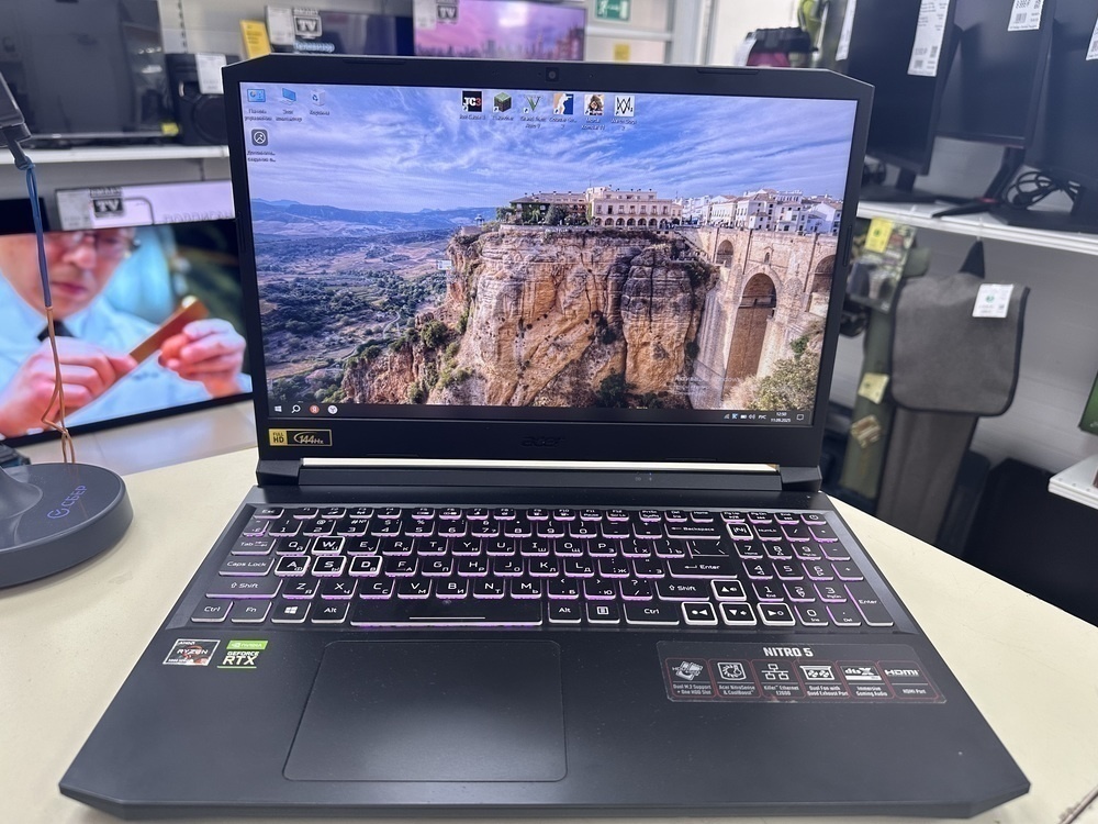 Ноутбук Acer; Ryzen 5 5600H, GeForce RTX 3060, 16 Гб, 500 Гб, Нет