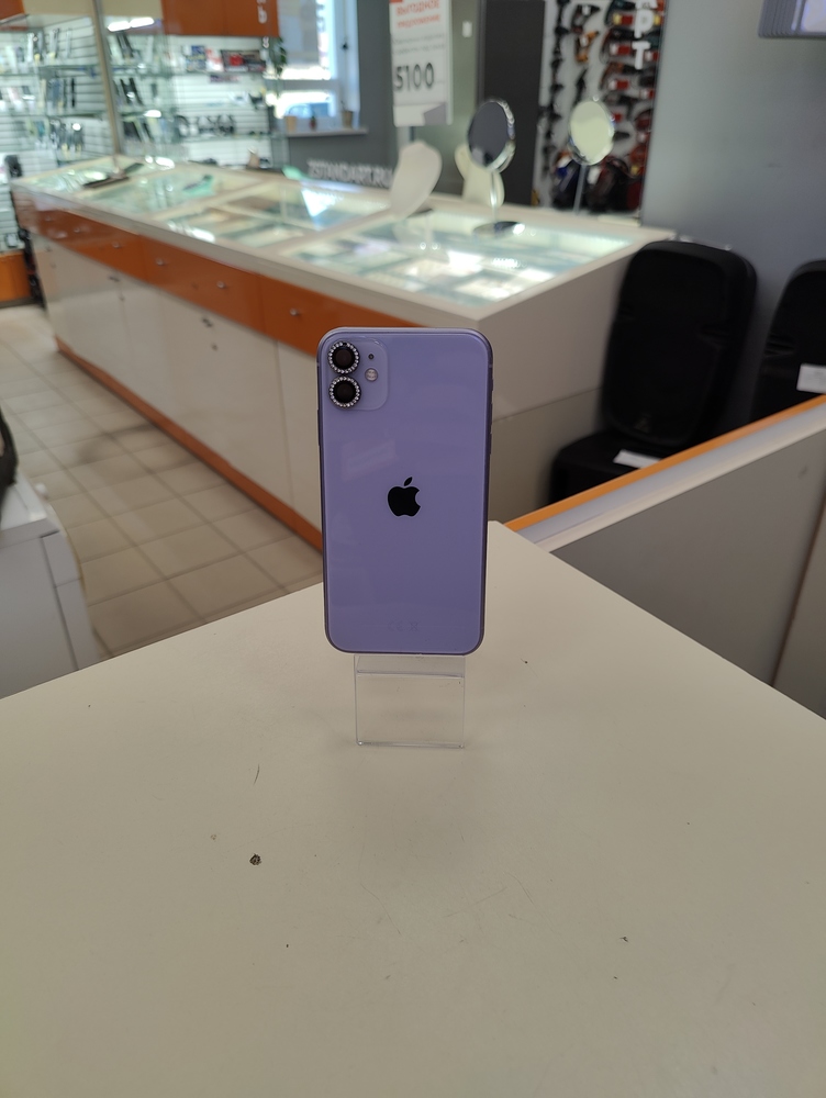 Смартфон Apple iPhone 11 64Gb