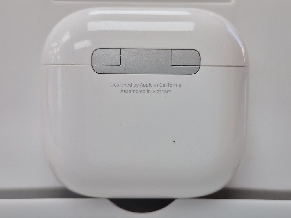 Наушники беспроводные Apple AirPods 4 с ANC