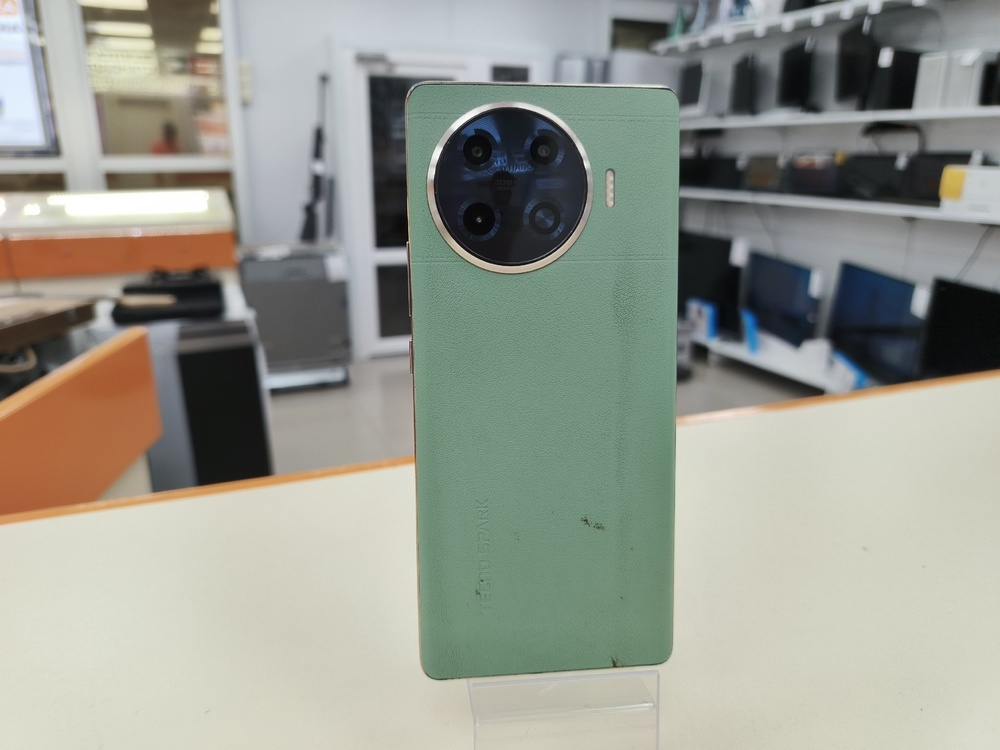 Смартфон Tecno Spark 20 Pro+ 8/256