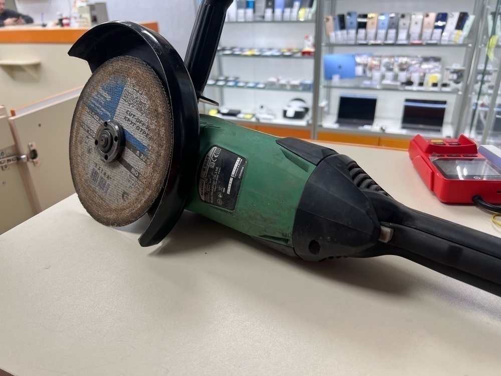 Угловая шлифмашина Hitachi G23ST