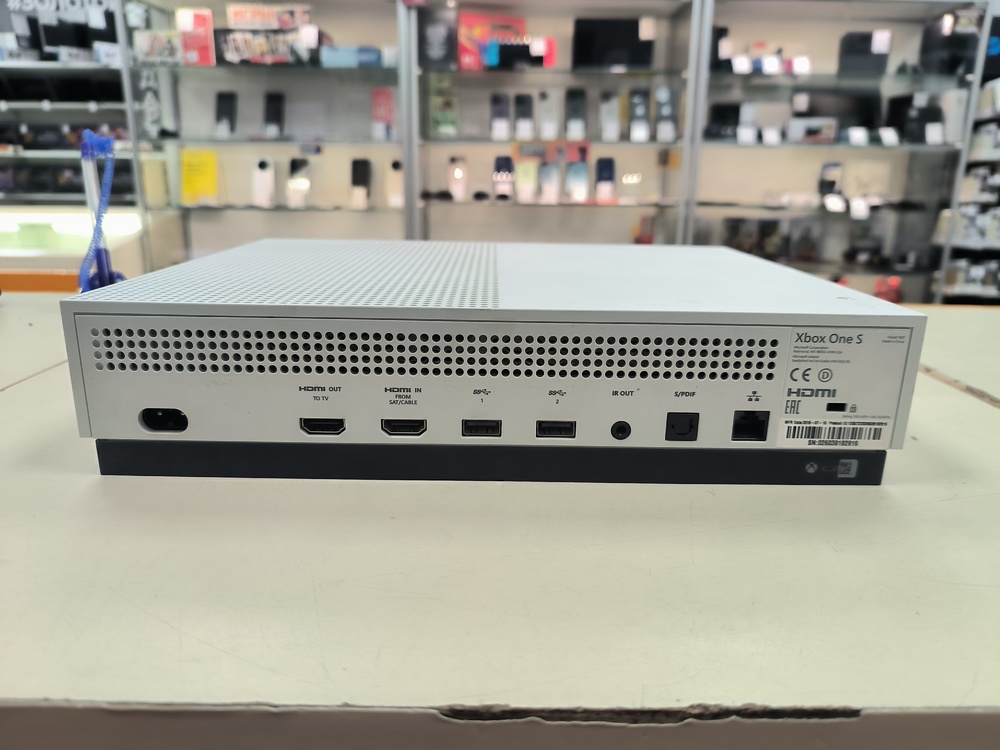 Игровая приставка Xbox One S 1TB