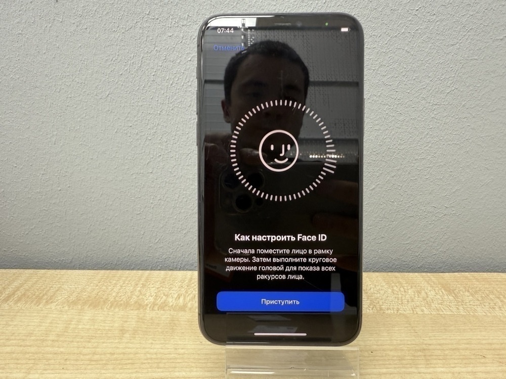 Смартфон Apple iPhone 11 Pro 64Gb