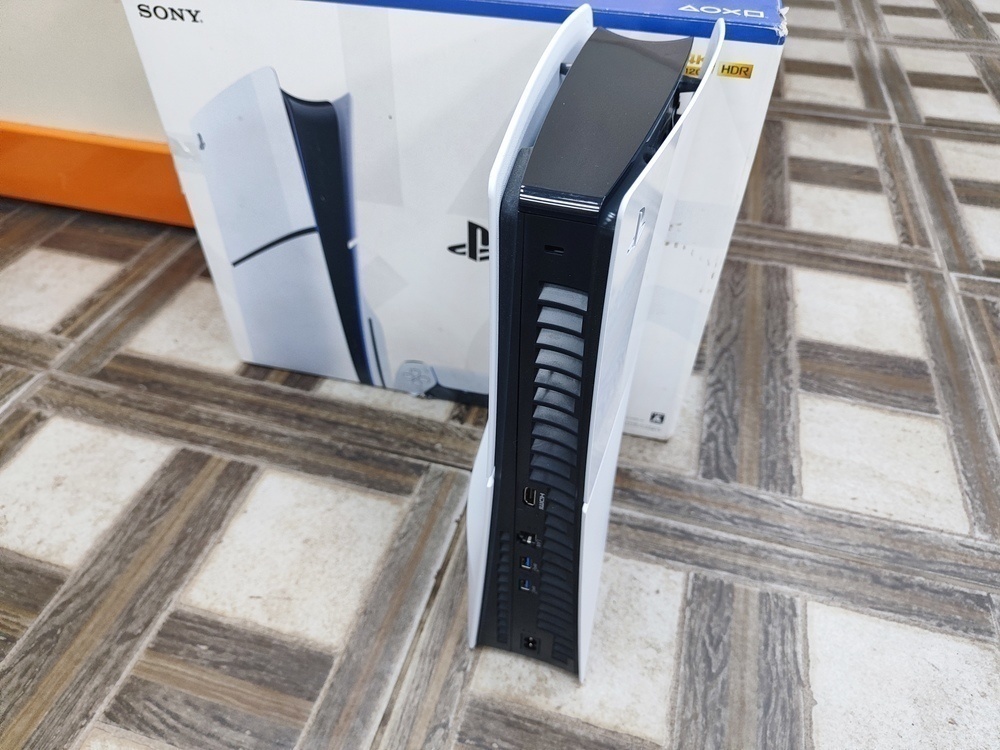 Игровая приставка PlayStation 5 Slim 1TB (С дисководом)