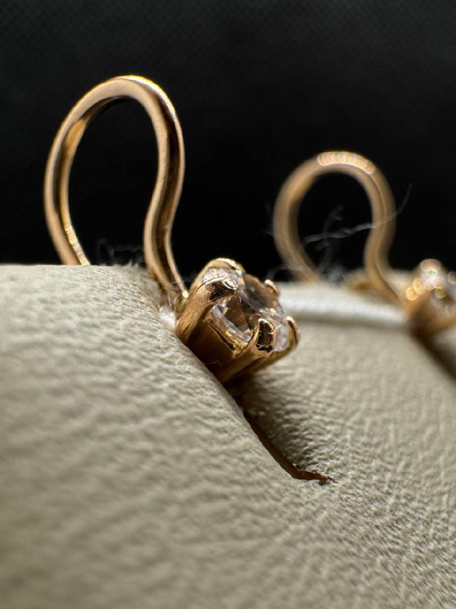 СКМ585 СЕРЬГИ С КАМНЕМ (Au 585)