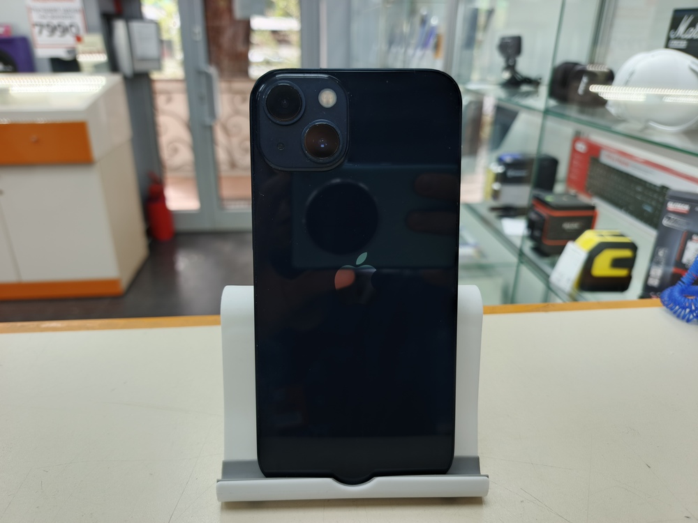 Смартфон Apple iPhone 13 128Gb