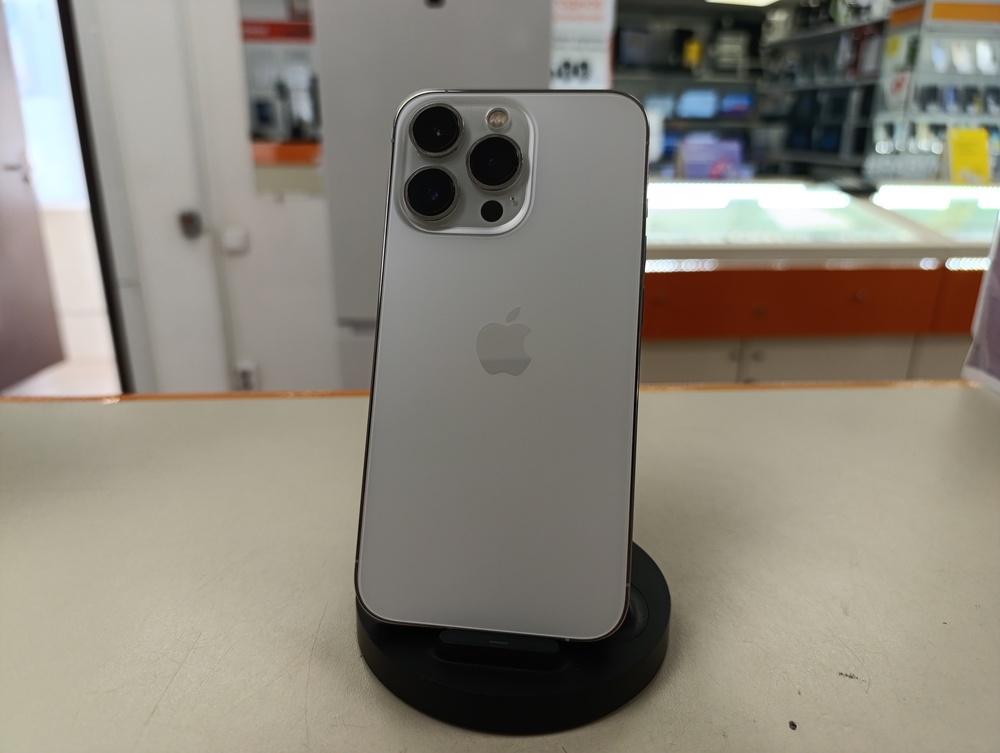 Смартфон Apple iPhone 13 Pro 256Gb