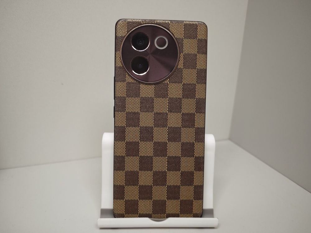 Смартфон Vivo V30e 8/256