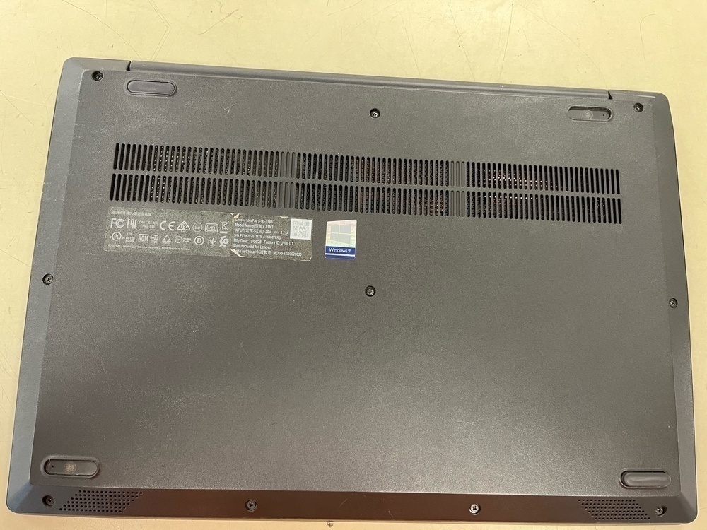 Ноутбук Lenovo; A6-9225, Radeon R4 series, 8 Гб, 128 Гб, Нет