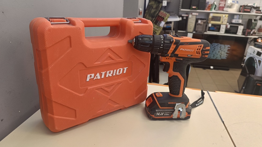 Шуруповерт Patriot BR 141LI