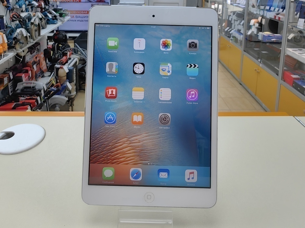 Планшет Apple iPad mini 16 ГБ A1455 (Wi-Fi + Cellular)