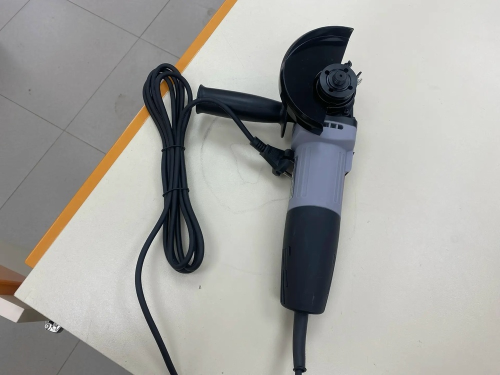 Угловая шлифмашина Интерскол УШМВ-125/1200Э (915.0.0.40)