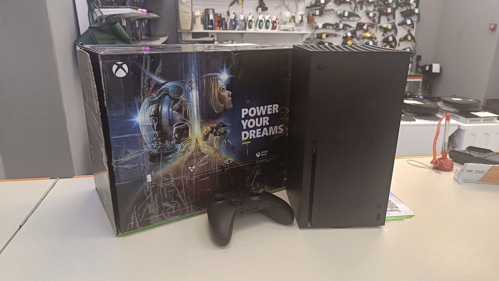 Игровая приставка Xbox Series X 1Tb