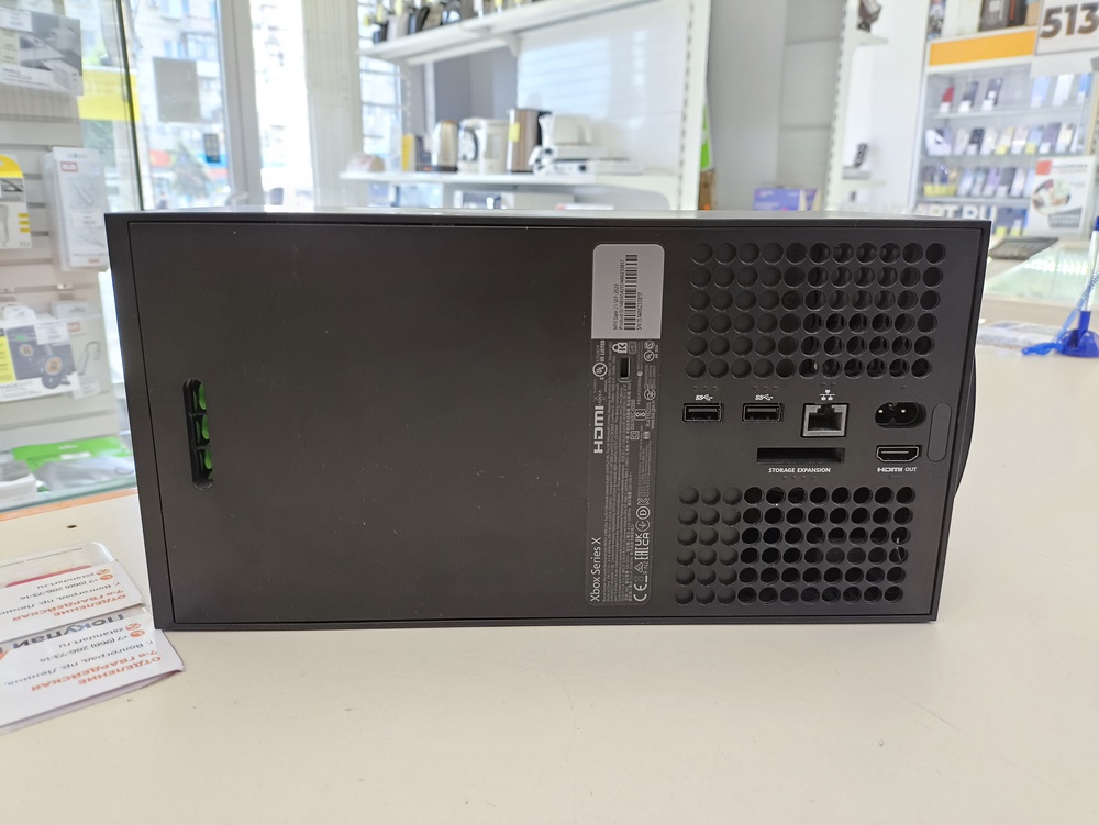Игровая приставка Xbox Series X 1Tb