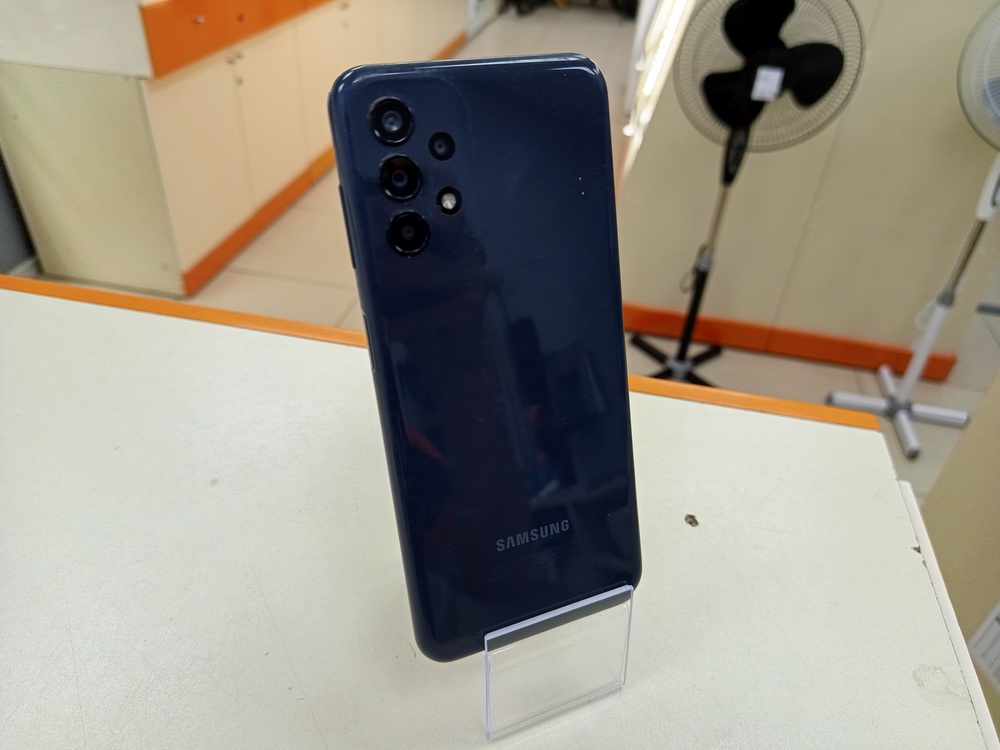 Смартфон Samsung Galaxy A13 4/64