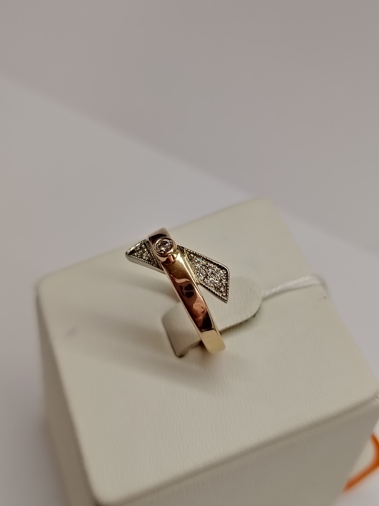 КОЛКМИ585 КОЛЬЦО С КАМНЯМИ (Au 585)