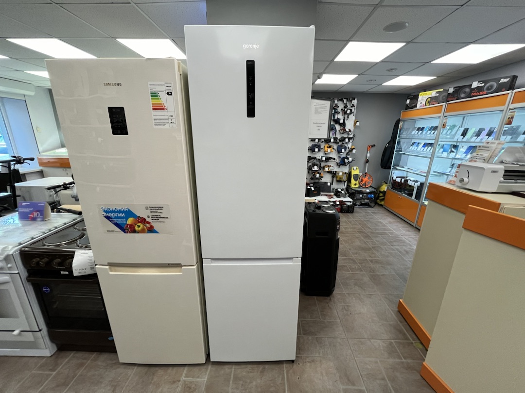 Холодильник Gorenje NRK 6202AW4