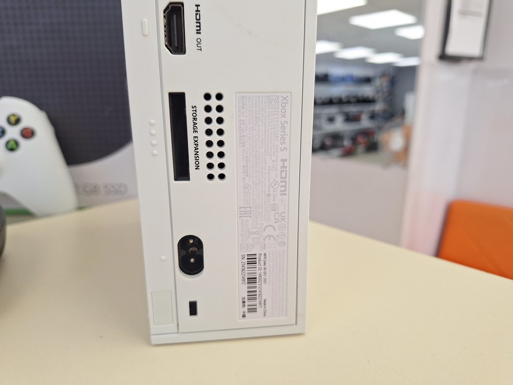 Игровая приставка Xbox Series S 512Gb SSD Игровая приставка Xbox Series S 512Gb SSD