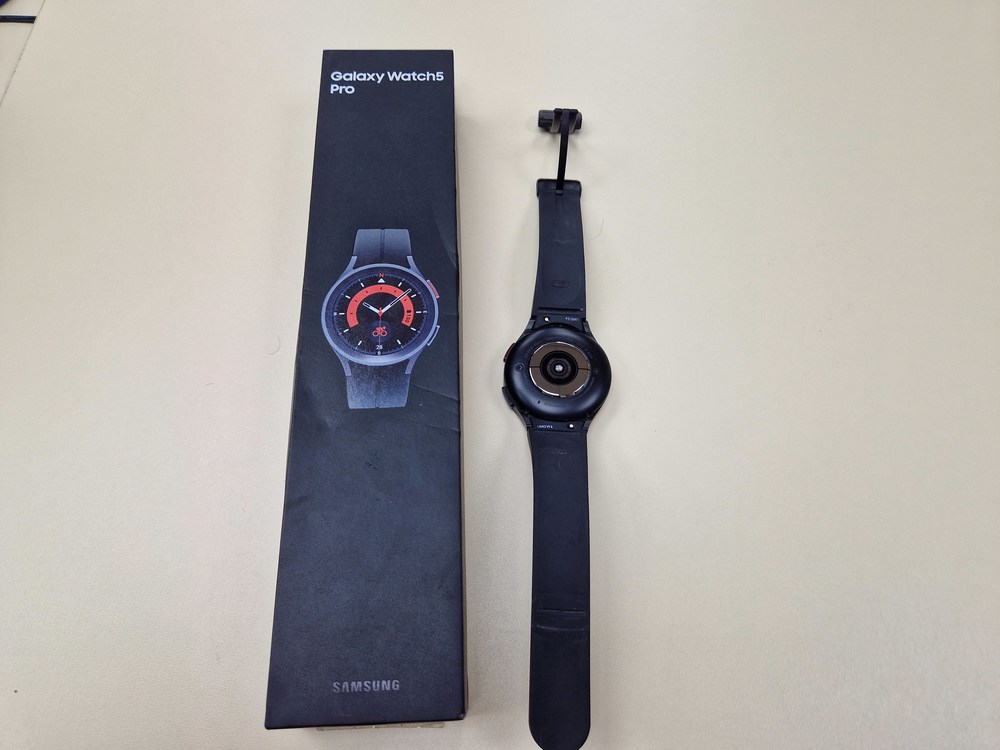 Смарт-часы Samsung Galaxy Watch 5 Pro 45mm
