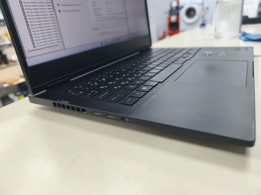 Ноутбук HP OMEN 16-WF0032TX; 13900HX, Geforce RTX 4060, 32 Гб, 1 Tb, Нет