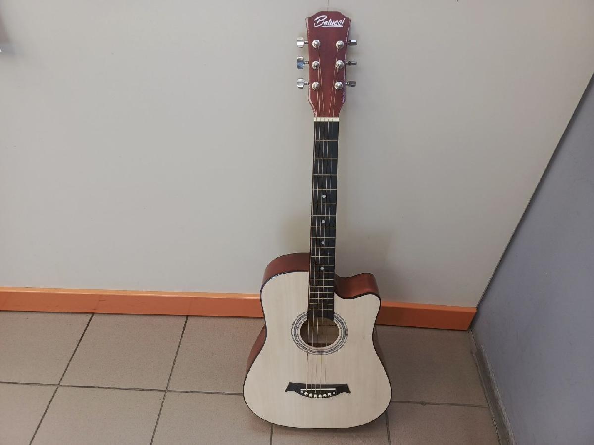 Гитара акустическая Belucci BC-3810