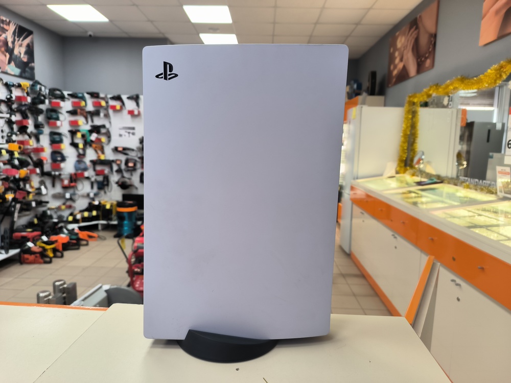 Игровая приставка PlayStation 5 825Gb (С дисководом)